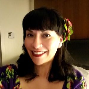 Meet your Posher, Lorryn